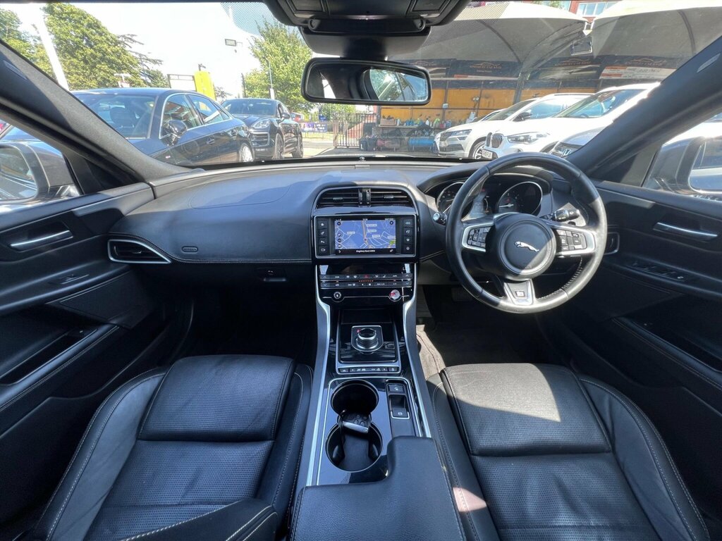 Jaguar XE 2.0D R-sport Euro 6 Ss OW66JWP Grey #2