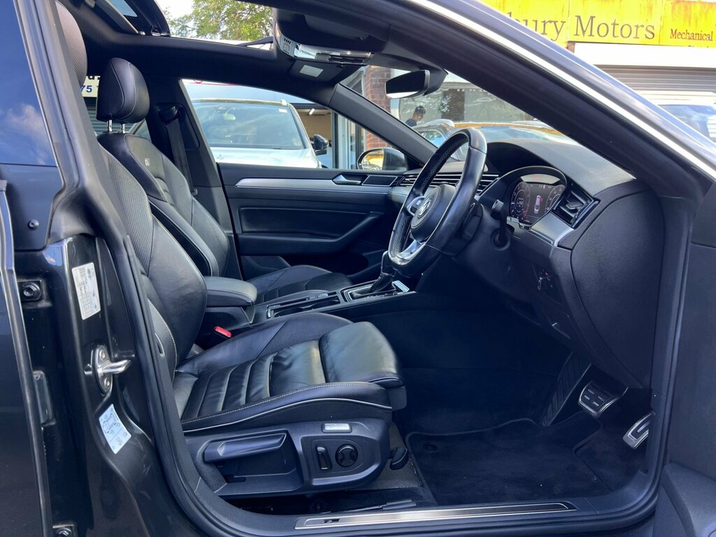 Volkswagen Arteon 2.0 Tdi R-line Scr 150Ps Dsg Red #18