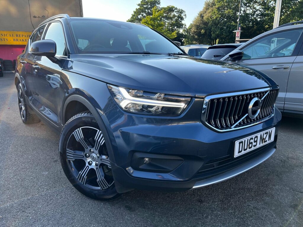 Volvo XC40 1.5 T3 Inscription Euro 6 Ss DU69NZW Blue #4