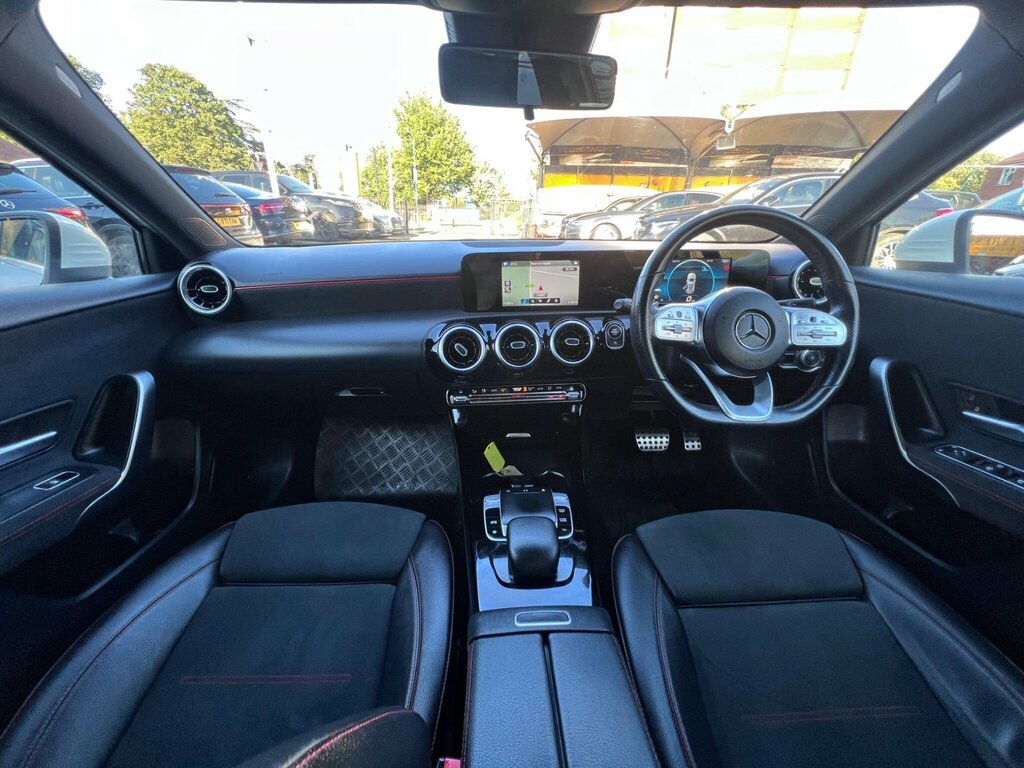 Mercedes-Benz A Class 1.3 A180 Amg Line 7G-dct Euro 6 Ss BW68MGY White #2