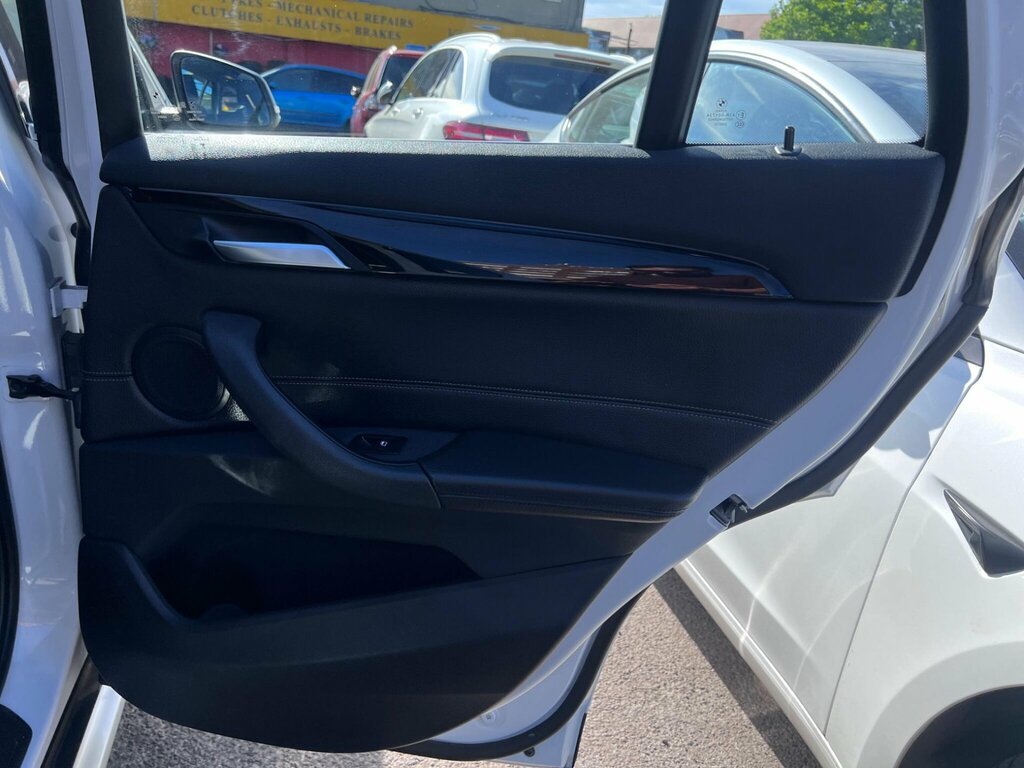BMW X1 Bmw X1 2.0 20D Sport Suv Xdrive... White #36