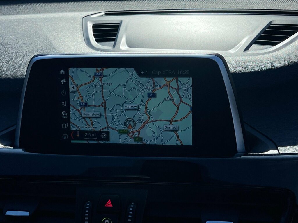BMW X1 Bmw X1 2.0 20D Sport Suv Xdrive... White #22
