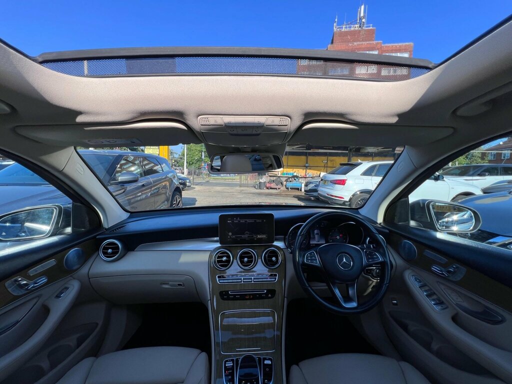 Mercedes-Benz GLC Class 2.0 Glc250 Sport Premium Plus G-tronic 4Matic E Grey #3