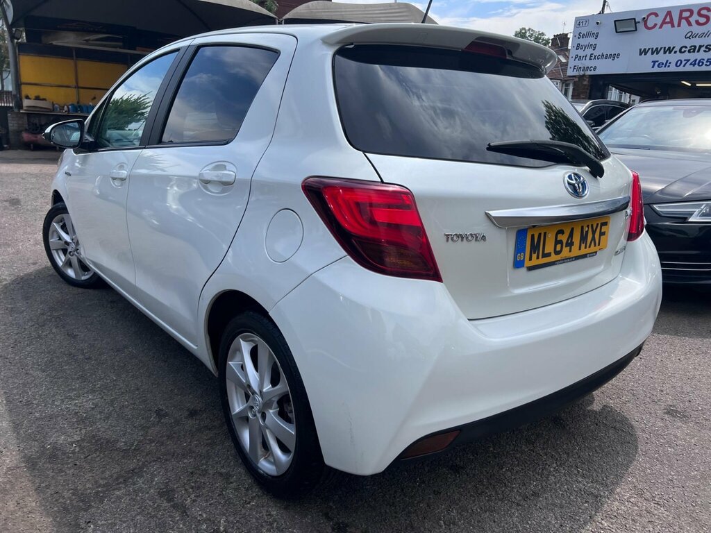 Toyota Yaris 1.5 Vvt-h Excel E-cvt Euro 6 15In Alloy Silver #14