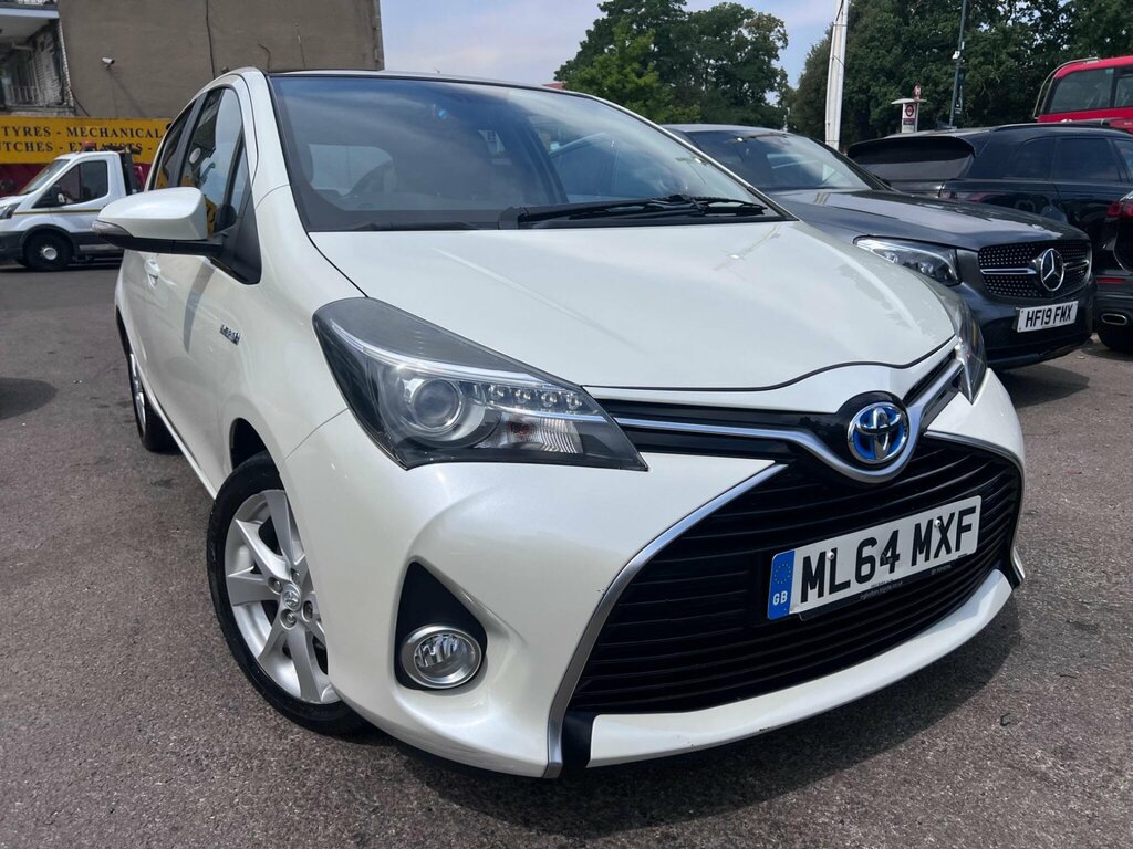 Toyota Yaris 1.5 Vvt-h Excel E-cvt Euro 6 15In Alloy Silver #5