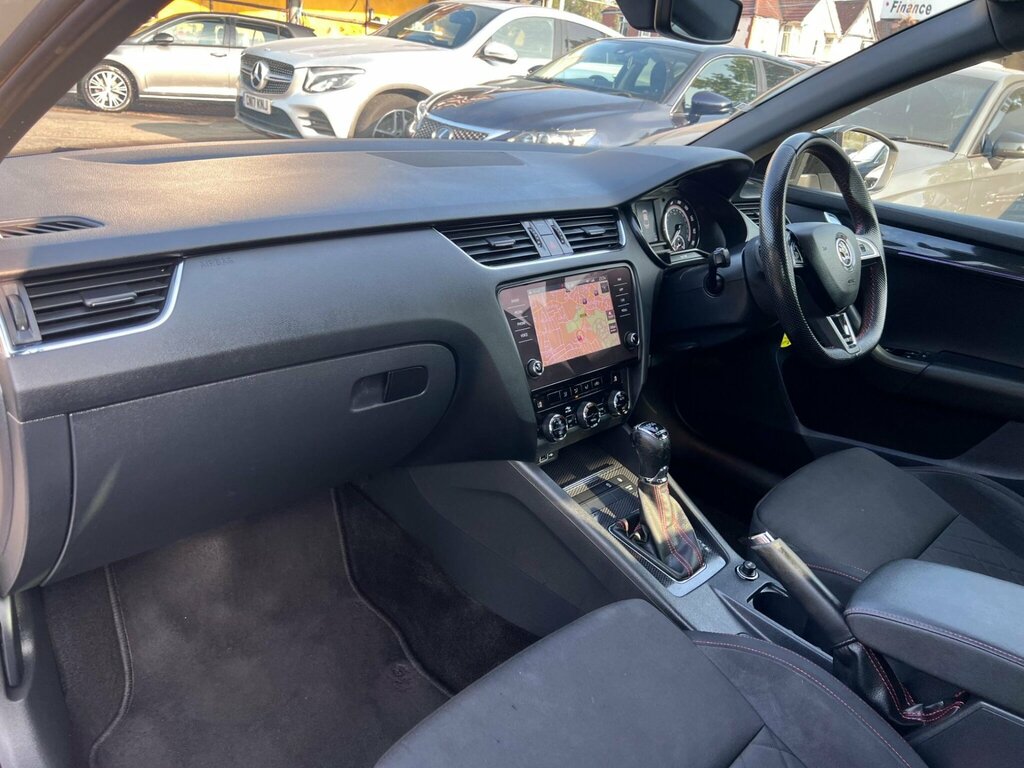Skoda Octavia Octavia Se Technology Tdi White #37