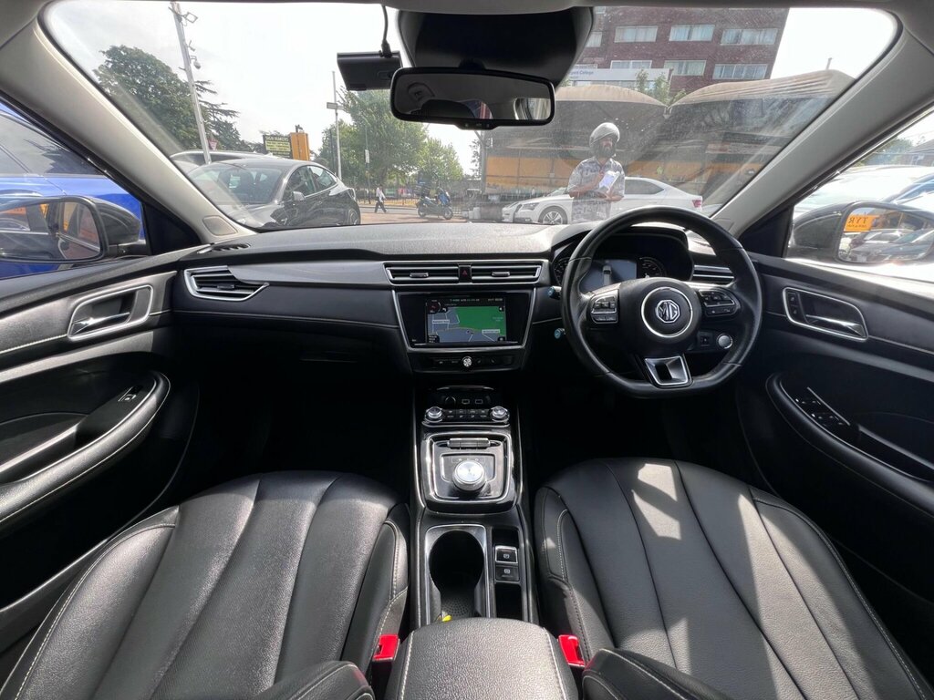 MG MG5 61.1Kwh Exclusive Long Range Black #2