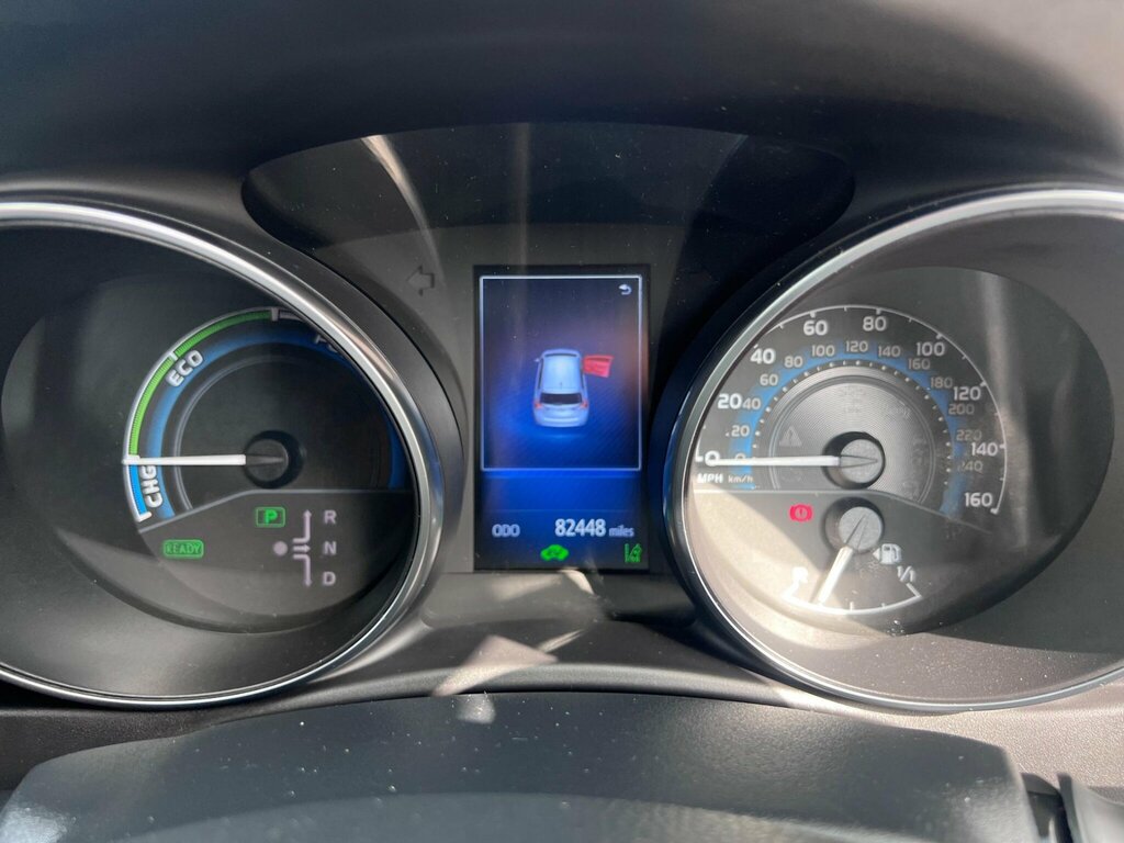 Toyota Auris Hatchback Grey #17