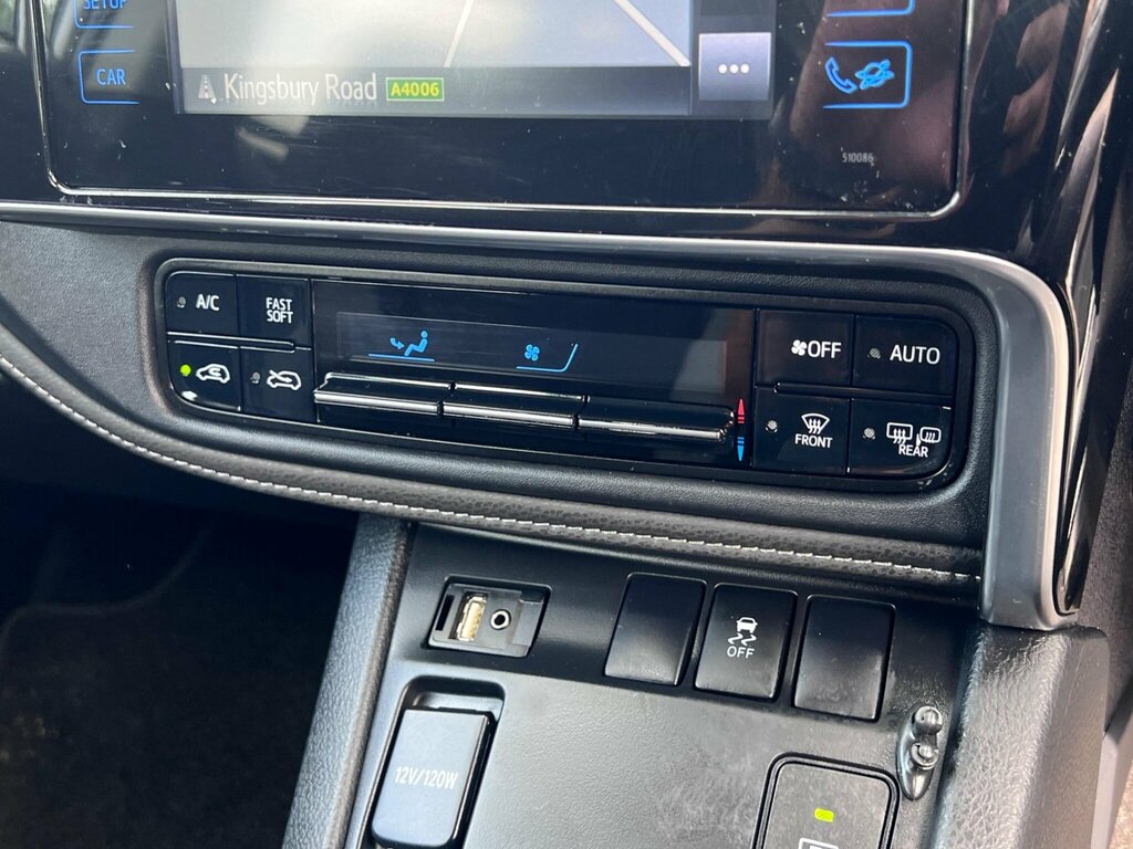 Toyota Auris Hatchback Grey #20