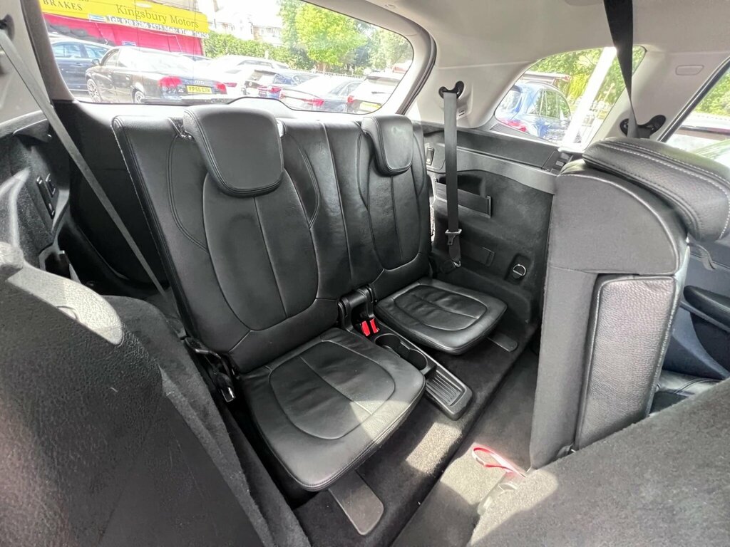 BMW 2 Series Gran Tourer Luxury Silver #33