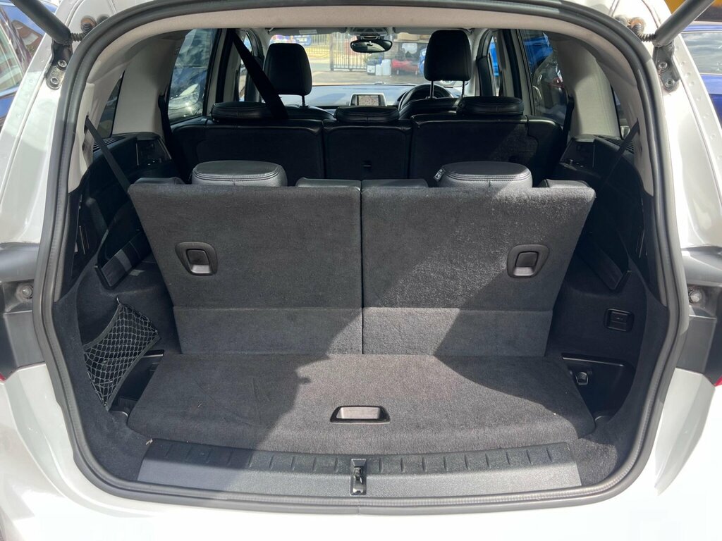 BMW 2 Series Gran Tourer Luxury Silver #41