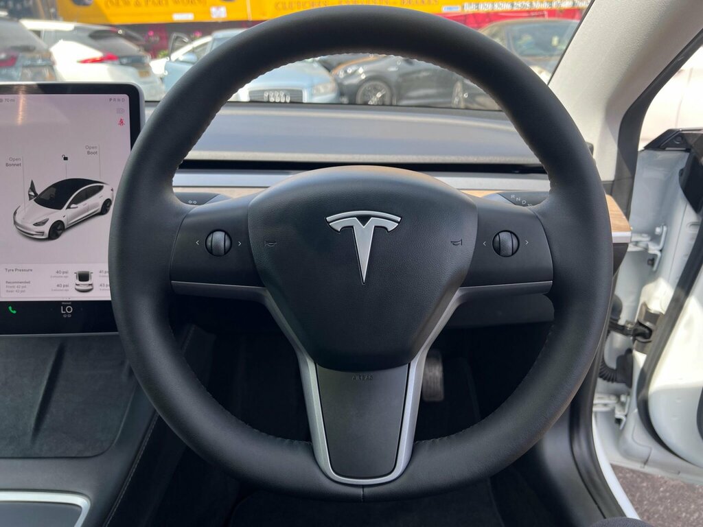 Tesla Model 3 Dual Motor Long Range Saloon 4 White #19