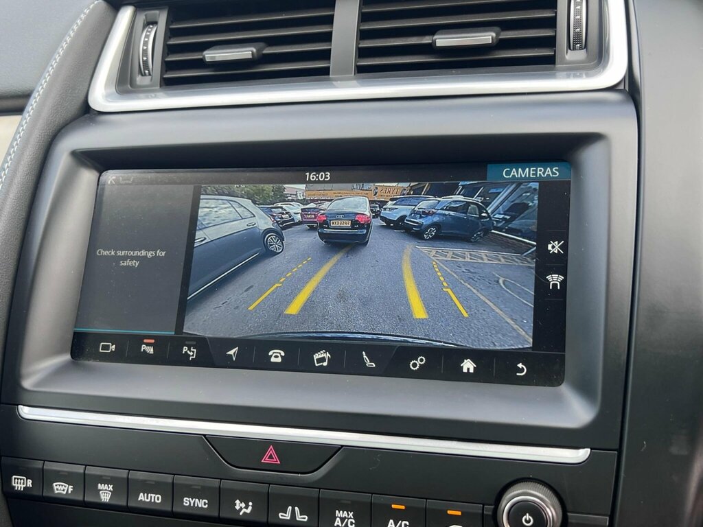Jaguar E-Pace 2L S Red #23