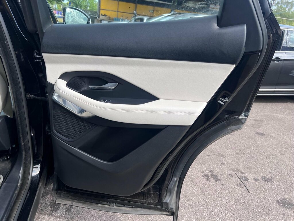Jaguar E-Pace 2L S Red #33