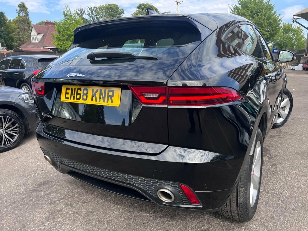 Jaguar E-Pace 2L S Red #11