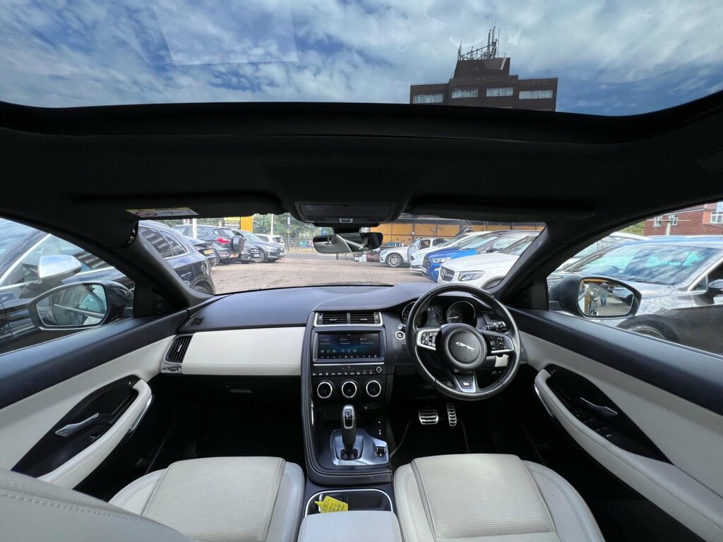 Jaguar E-Pace 2L S Red #2