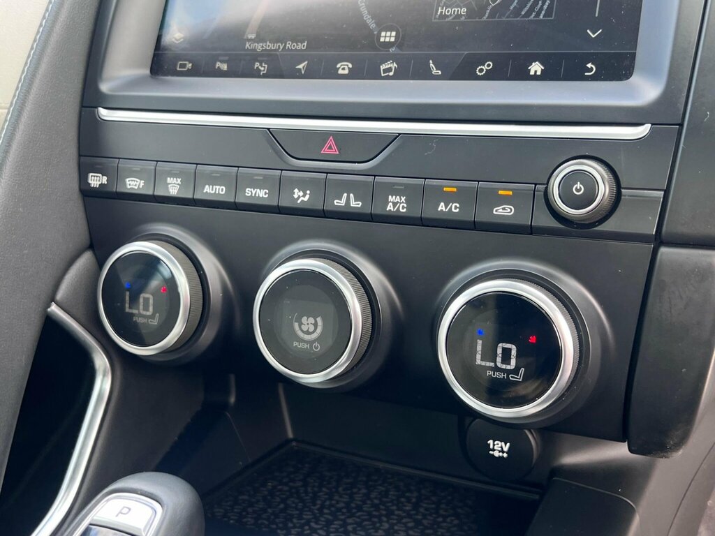 Jaguar E-Pace 2L S Red #29