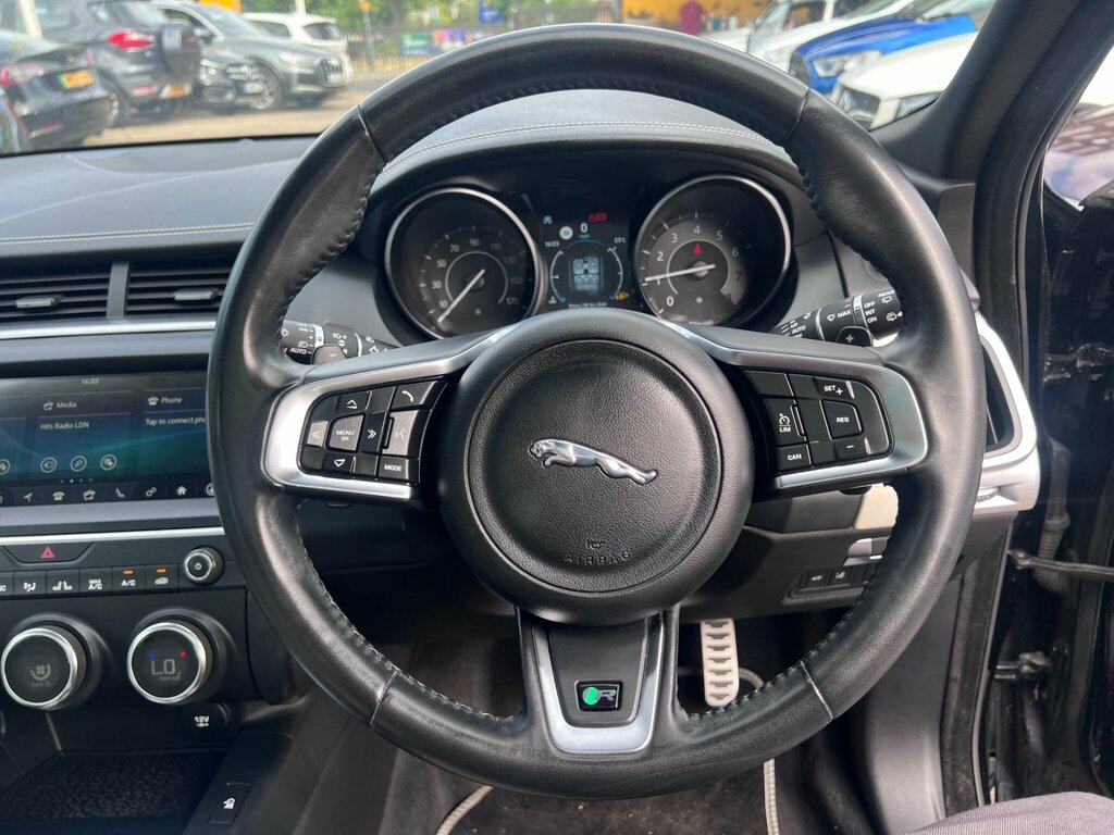 Jaguar E-Pace 2L S Red #19