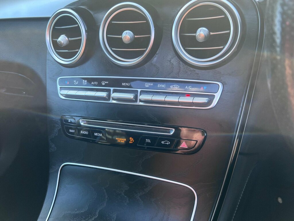 Mercedes-Benz GLC Class Glc 220 D 4Matic Amg Line Silver #20