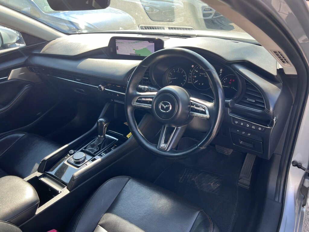 Mazda 3 2.0 Skyactiv-g Mhev Sport Lux Hatchback White #18