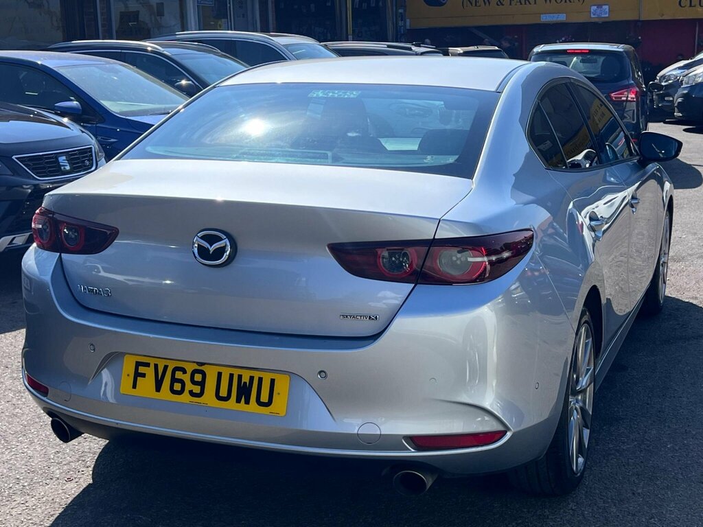 Mazda 3 2.0 Skyactiv-g Mhev Sport Lux Hatchback White #11