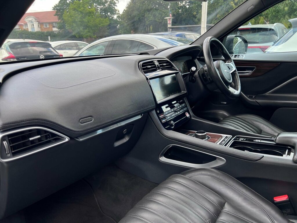 Jaguar F-Pace 3.0 D300 V6 S Suv Awd 300 Ps Black #38