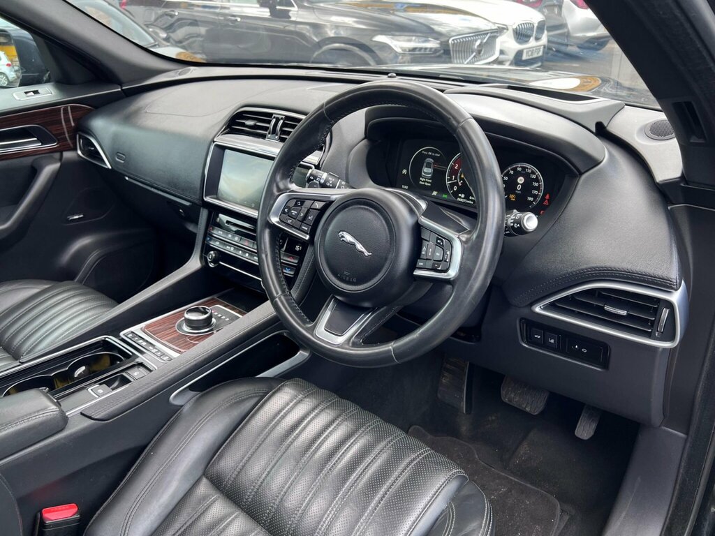 Jaguar F-Pace 3.0 D300 V6 S Suv Awd 300 Ps Black #18