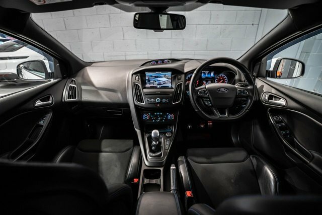 Ford Focus Ecoboost Rs Hatchback N9BGD White #2
