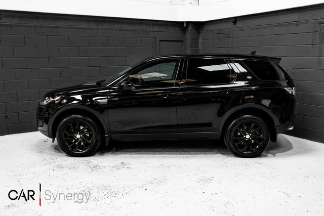 Land Rover Discovery Sport Td4 Se Tech Suv Black #4