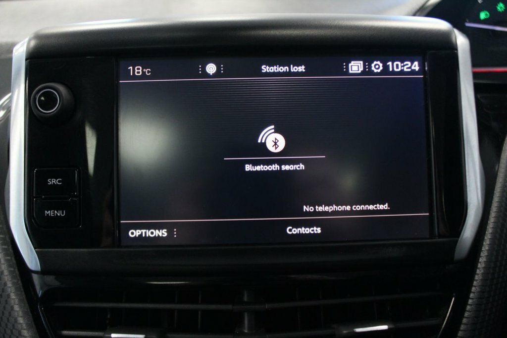 Peugeot 2008 White #31