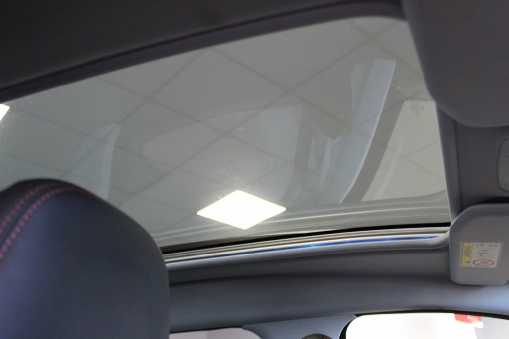 Peugeot 2008 White #26