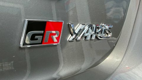 Toyota Yaris 1.5 Vvt-h Excel Hatchback Hybrid E-cvt Grey #26