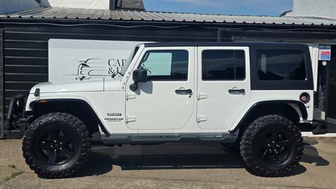 Jeep Wrangler Suv White #4