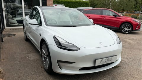 Tesla Model 3 Saloon White #4