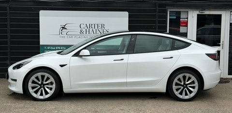 Tesla Model 3 Saloon White #5