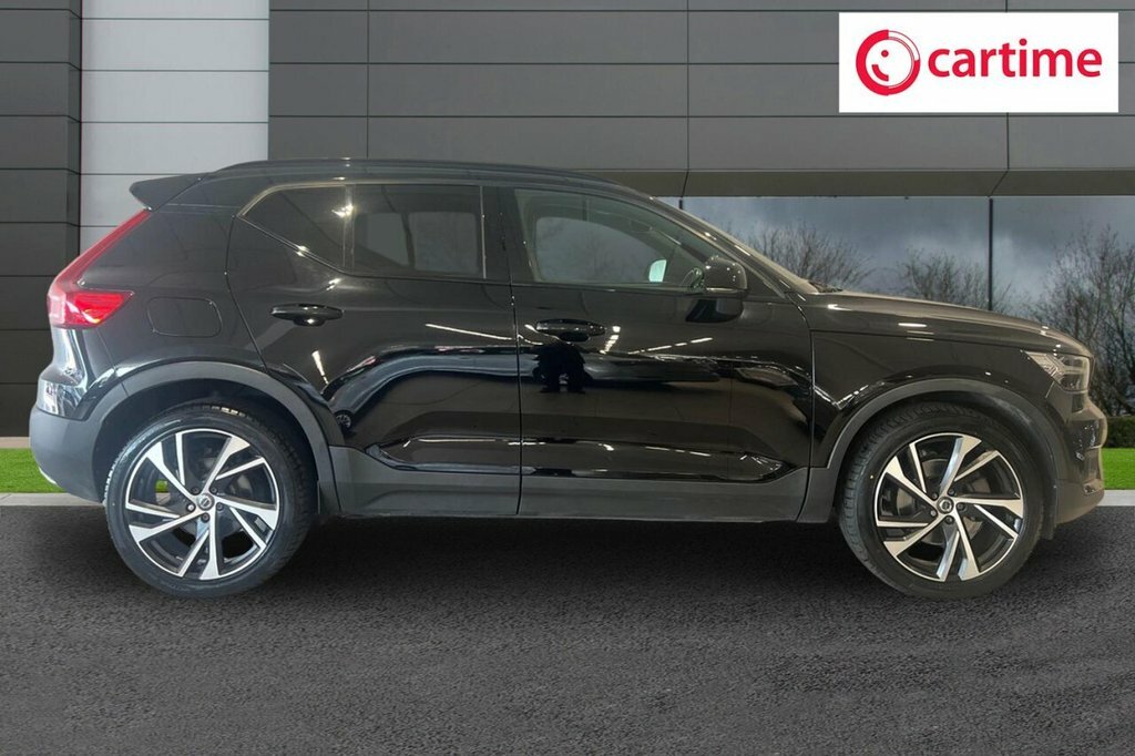 Volvo XC40 2L R-design Pro HJ18YTT Black #2