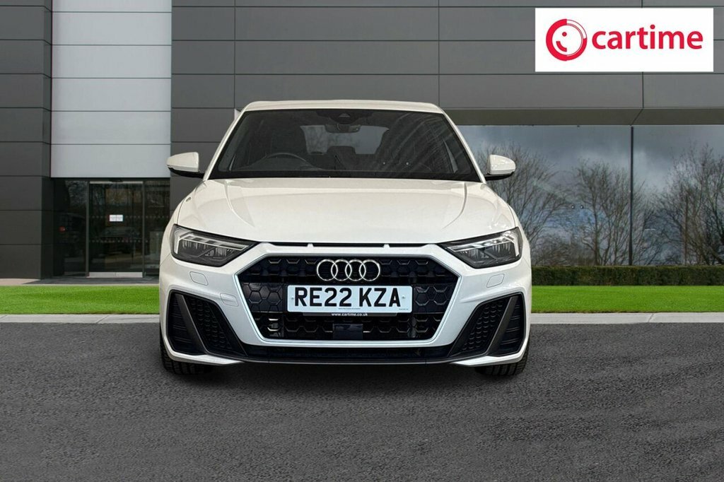 Audi A1 1L S Line RE22KZA White #4