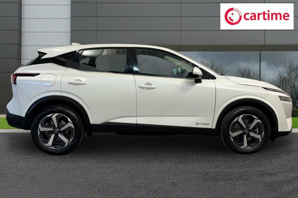 Nissan Qashqai 1.5L Acenta Premium YB72VBK White #2