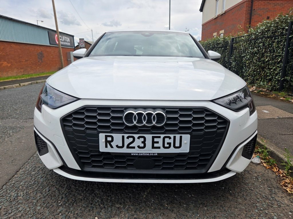 Audi A3 1L Technik RJ23EGU White #2
