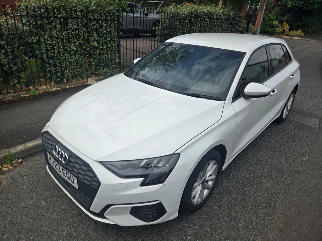 Audi A3 1L Technik RJ23EGU White #6