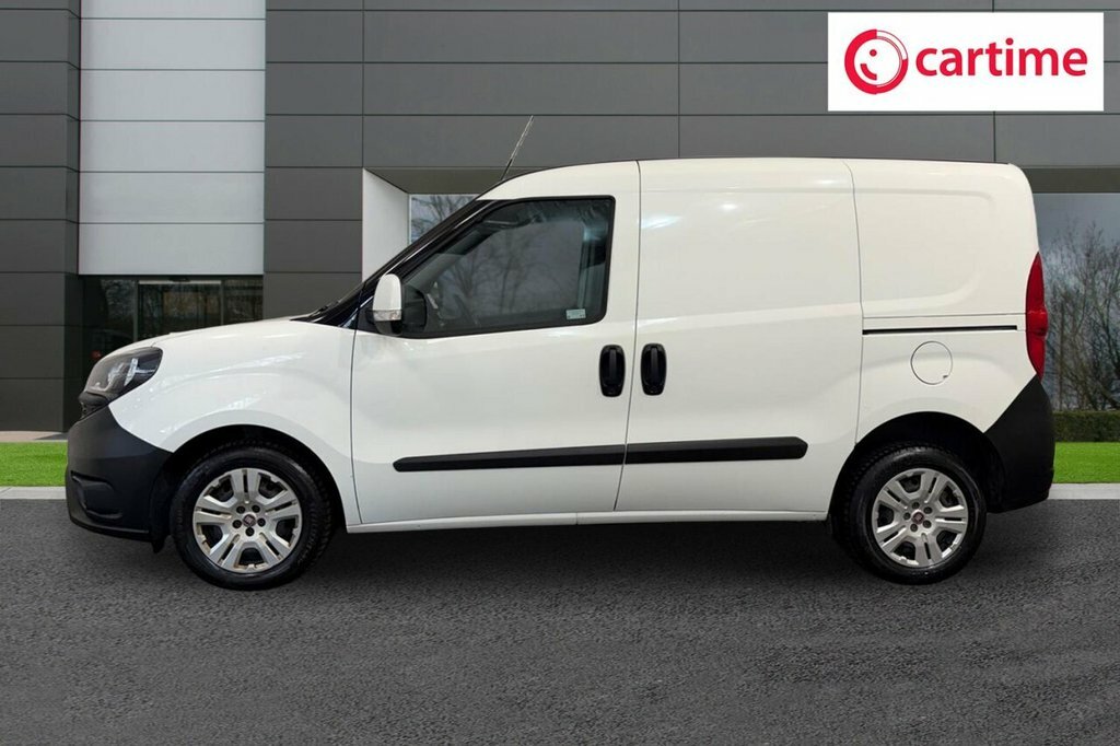 Fiat Doblo 1.6L Sx White #3