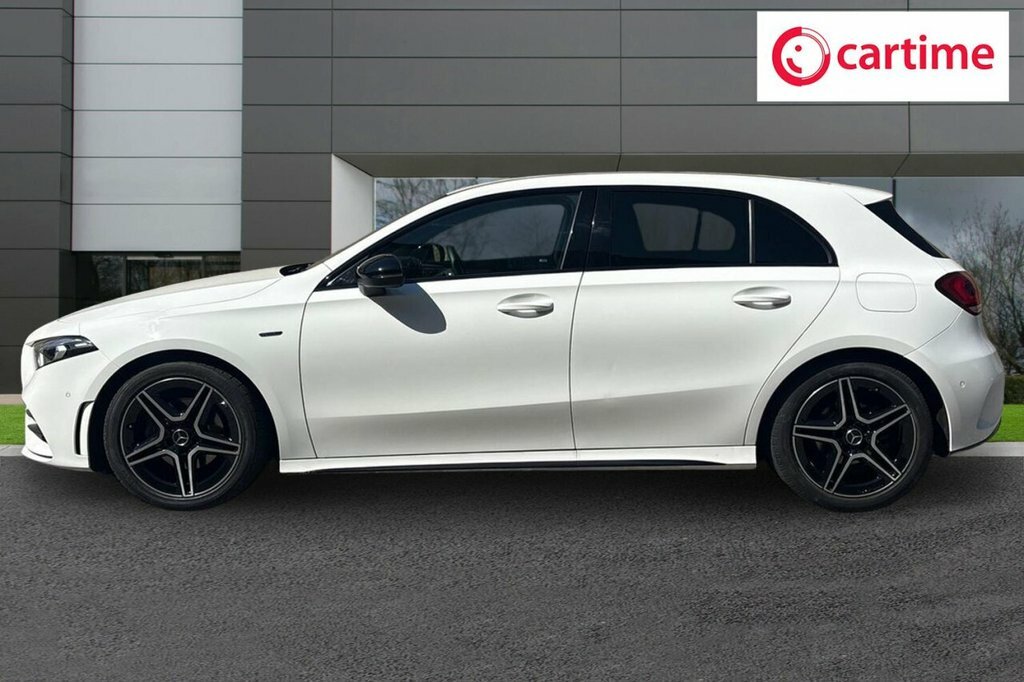 Mercedes-Benz A Class 1.3L Amg Line Edition OV22DVN White #3