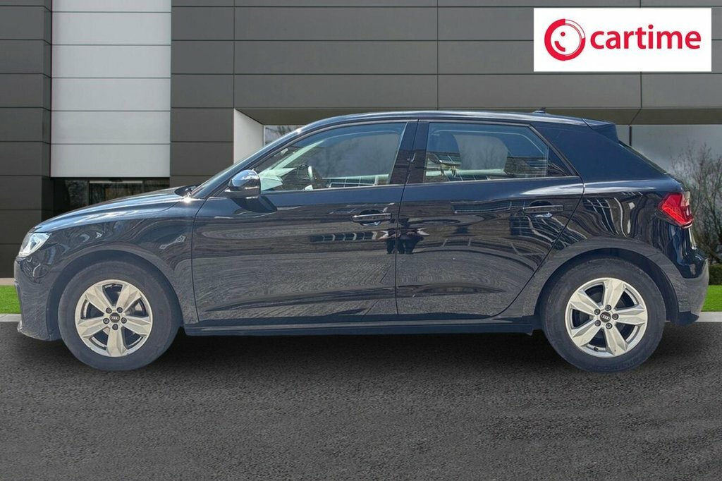 Audi A1 1L Technik RE22HZG Black #3