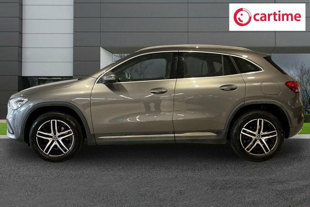 Mercedes-Benz GLA Class 2L Sport Grey #3