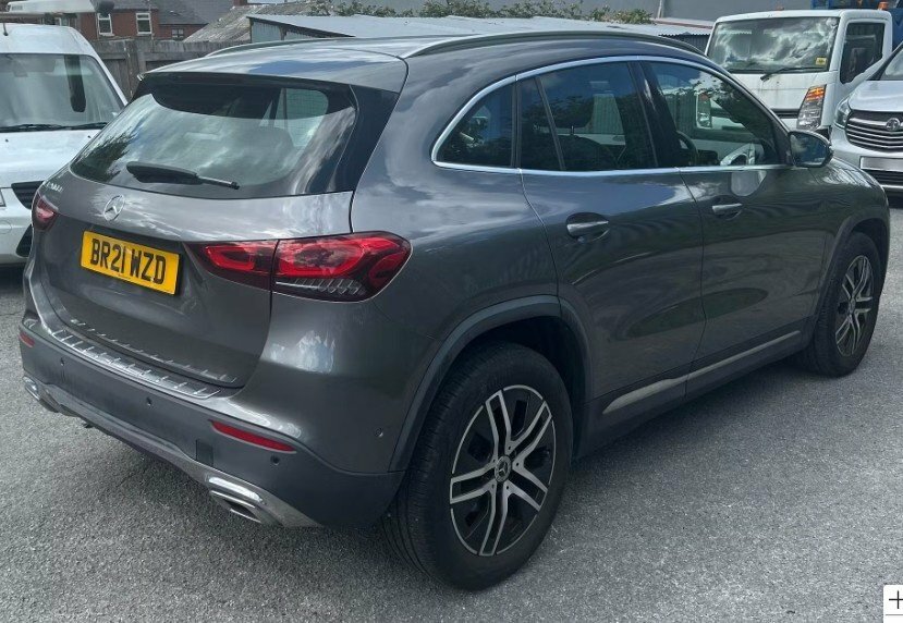 Mercedes-Benz GLA Class 2L Sport Grey #3