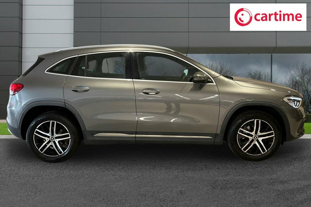 Mercedes-Benz GLA Class 2L Sport Grey #2