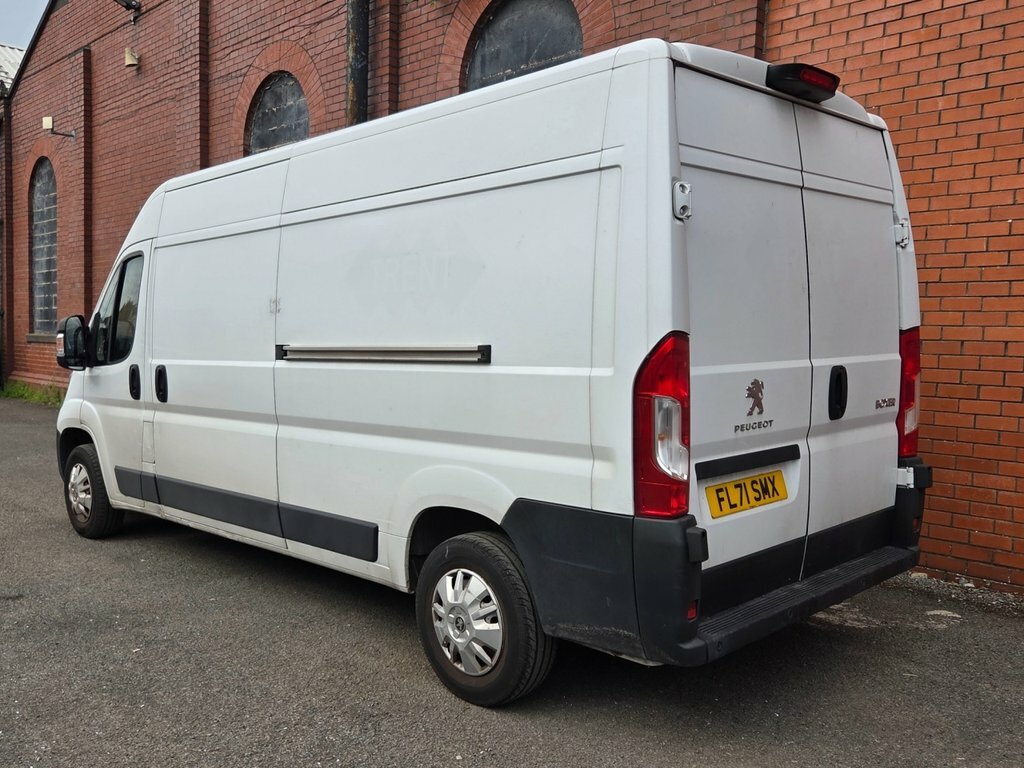 Peugeot Boxer 2.2L Asphalt White #4
