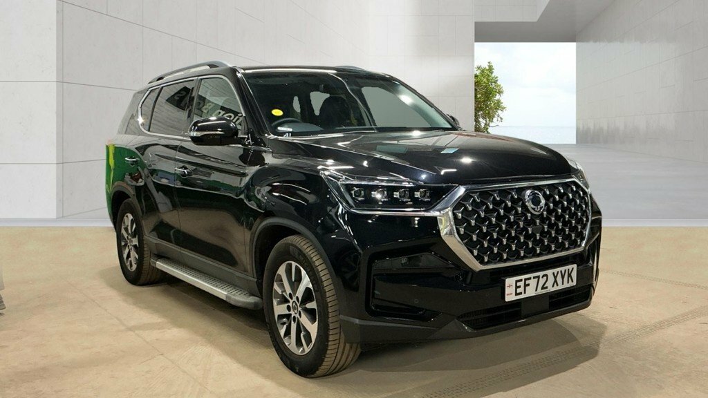 SsangYong Rexton 2.2L Ultimate Black