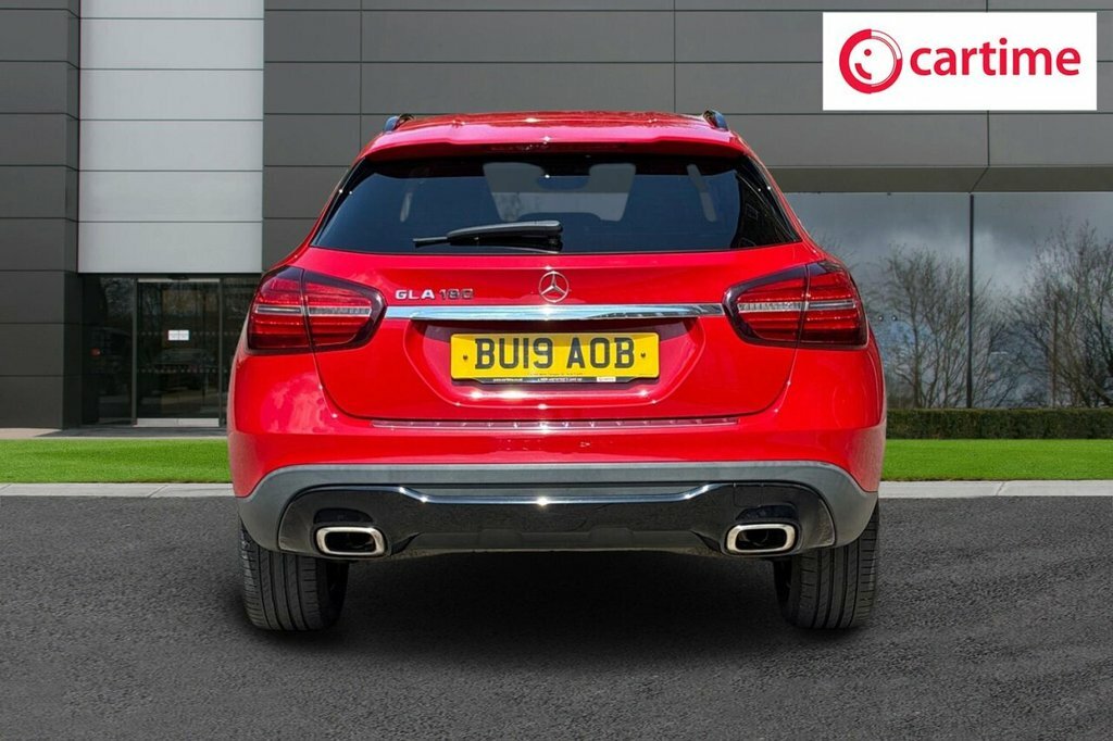Mercedes-Benz GLA Class 1.6L Urban Edition BU19AOB Red #5