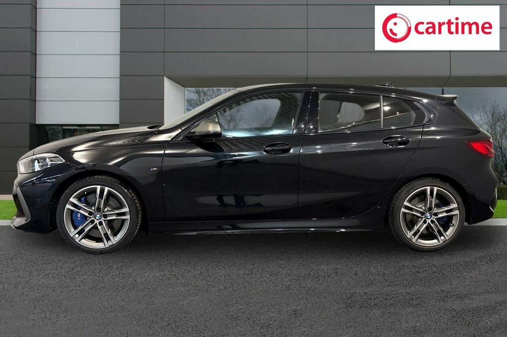 BMW 1 Series Hatchback HK22KHA Black #3